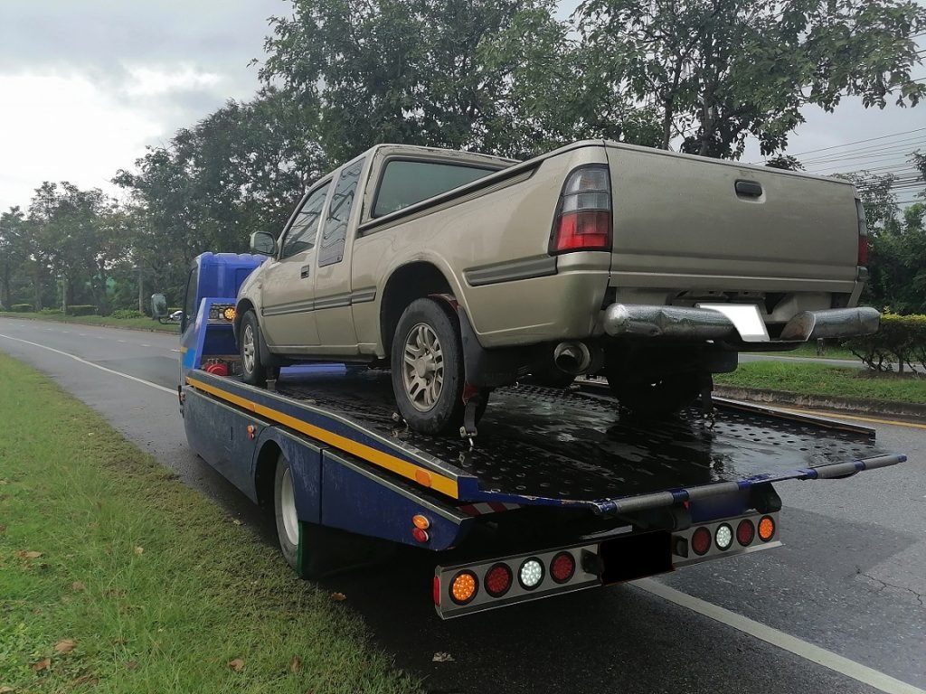 Tow truck showing how to get rid of my car in melbourne