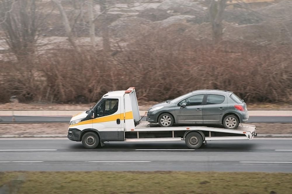 Professional tow truck showing how to sell defected car victoria safely