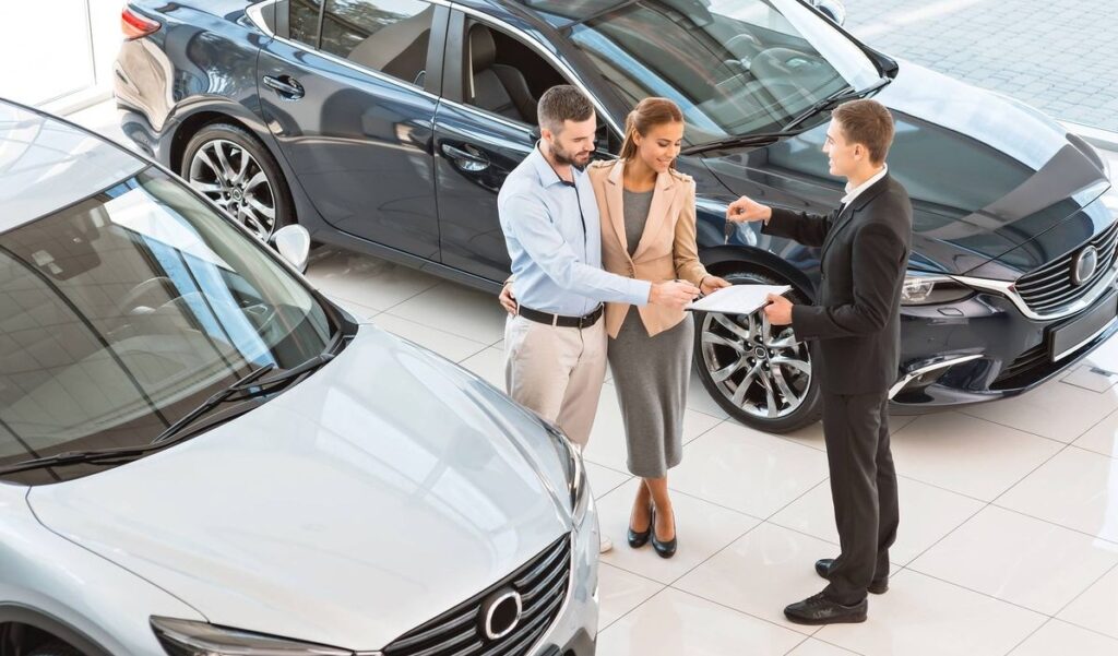 Professional tow truck arriving to sell unwanted car melbourne safely